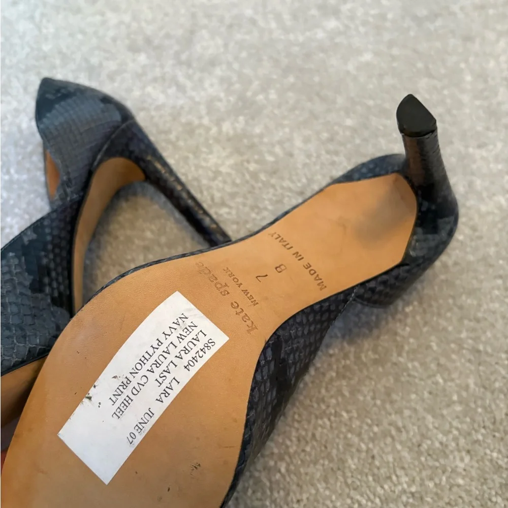 NBW Beautiful Kate Spade Snakeskin Pattern Heels in Black AND Blue - Picture 3 of 4